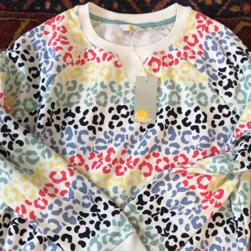 New with tags Boden rainbow animal print sweatshirt